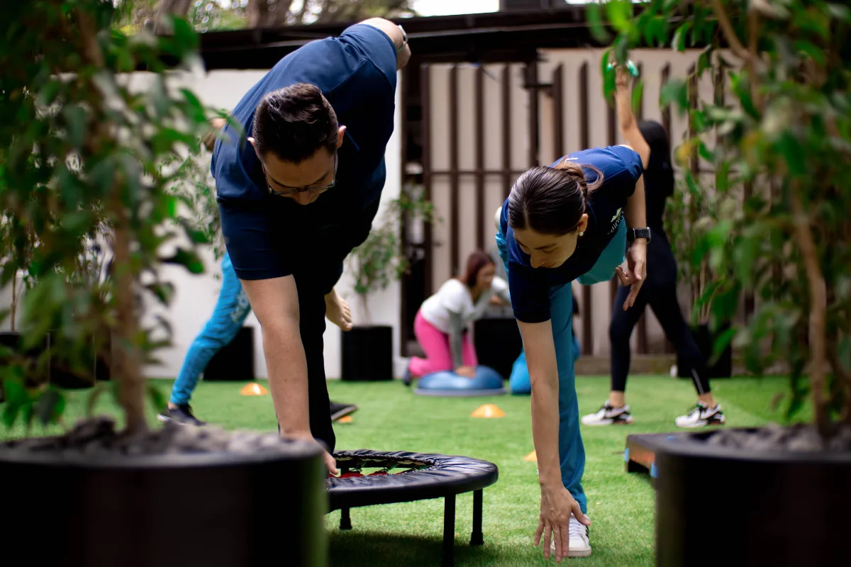 Rehabilitación · Fisioterapia Deportiva: Beneficios Clave para Recuperación y Rendimiento